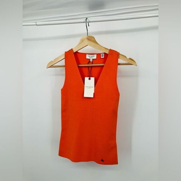 New with tags | Ted baker london | Sarhaa Knit Vest - Picture 2 of 8